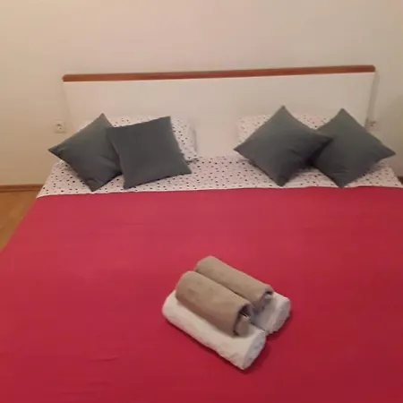 Apartman Vis Yes D.a 아파트 *