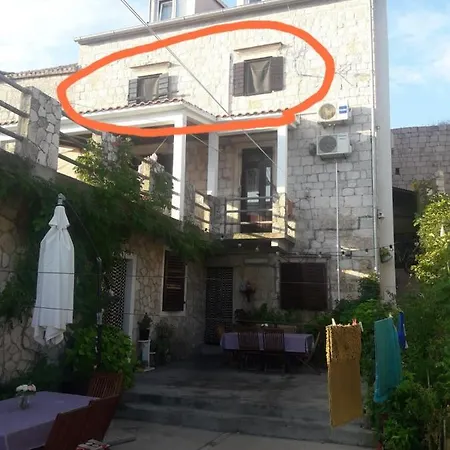 아파트 Apartman Vis Yes D.a *